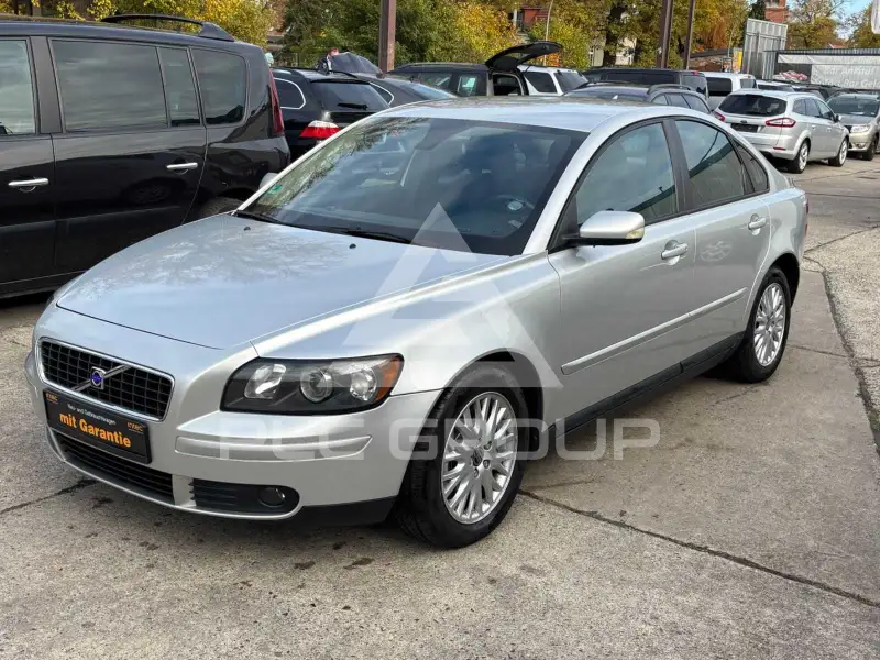 2004 Volvo S40
