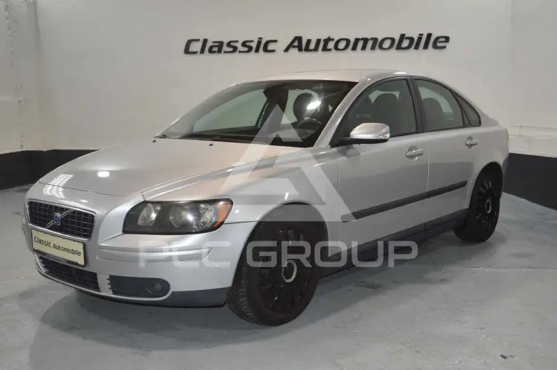 2004 Volvo S40