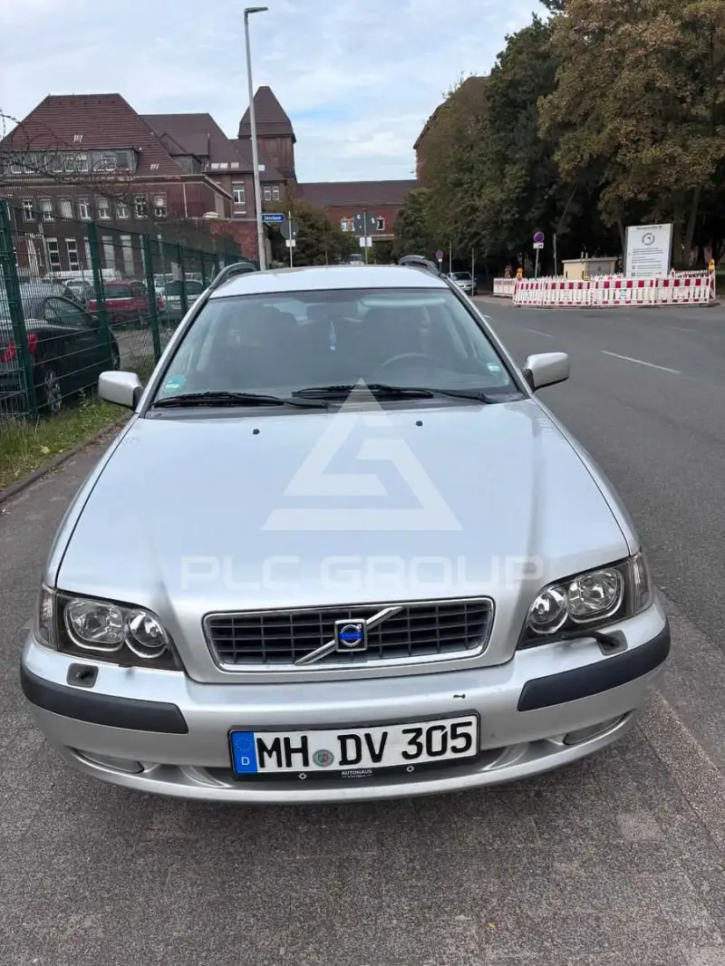 2004 Volvo V40
