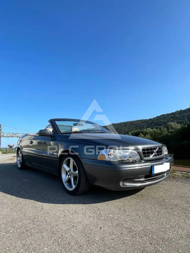 2004 Volvo C70