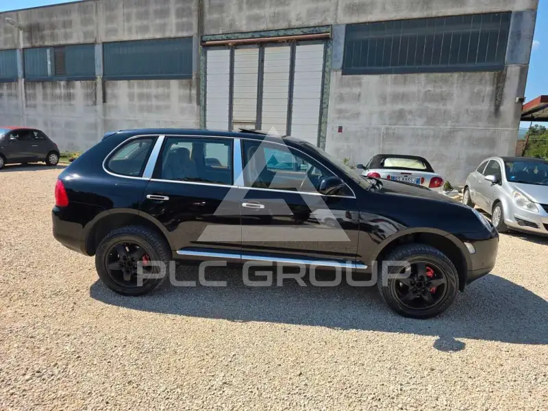2004 Porsche Cayenne