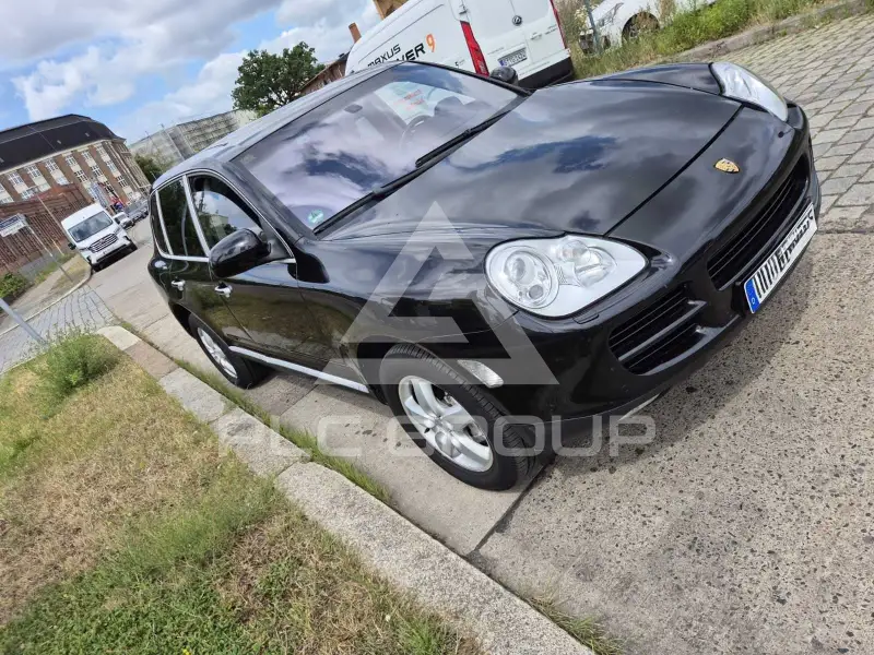 2004 Porsche Cayenne