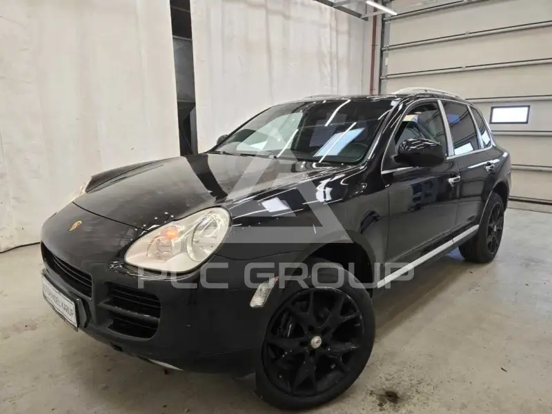 2004 Porsche Cayenne