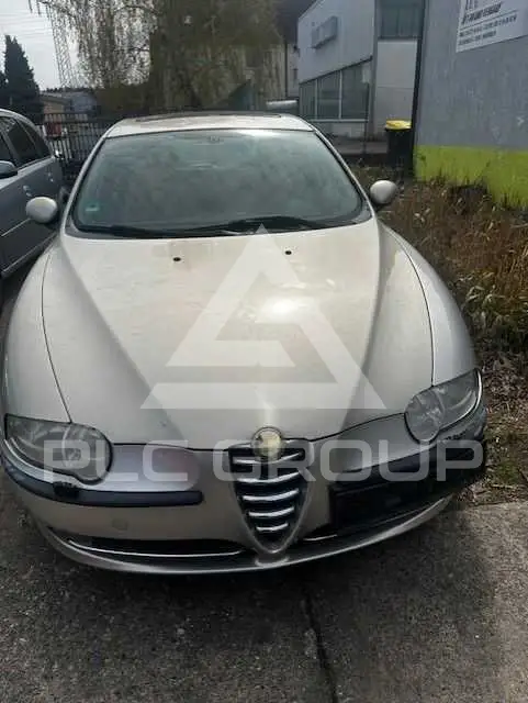 2004 Alfa Romeo 147