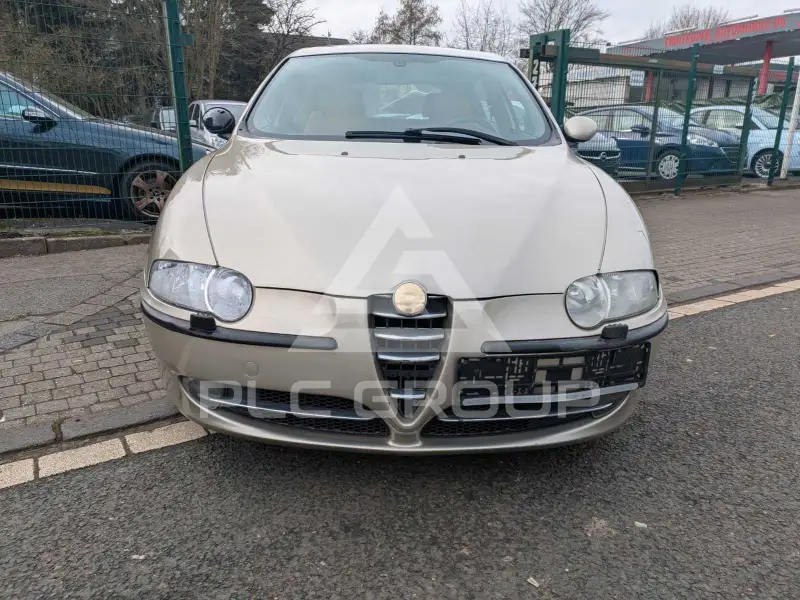 2004 Alfa Romeo 147