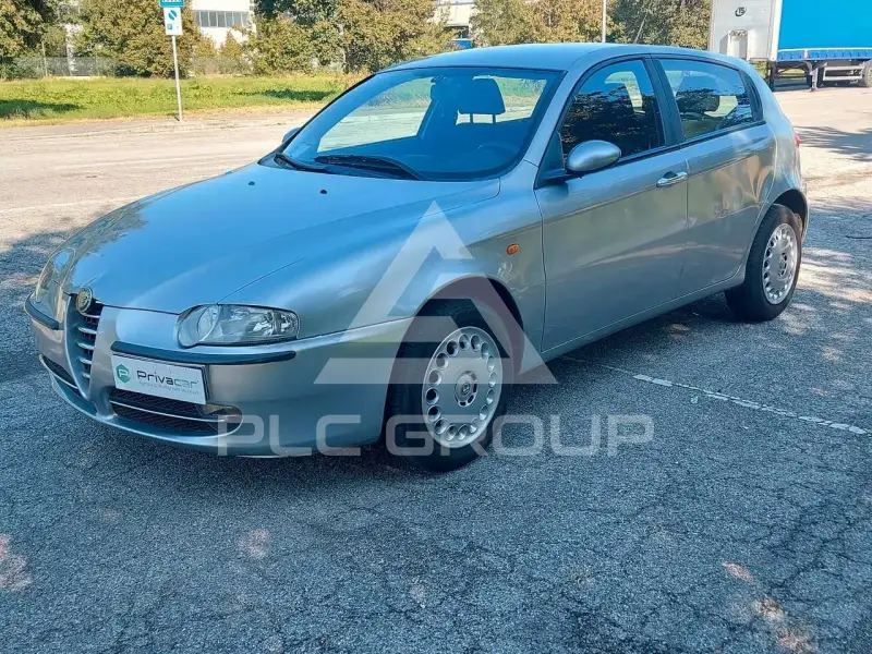 2004 Alfa Romeo 147