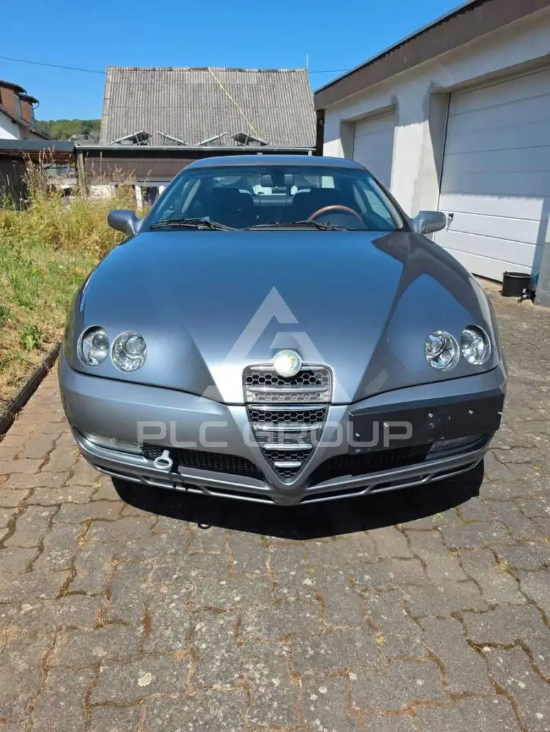 2004 Alfa Romeo GTV