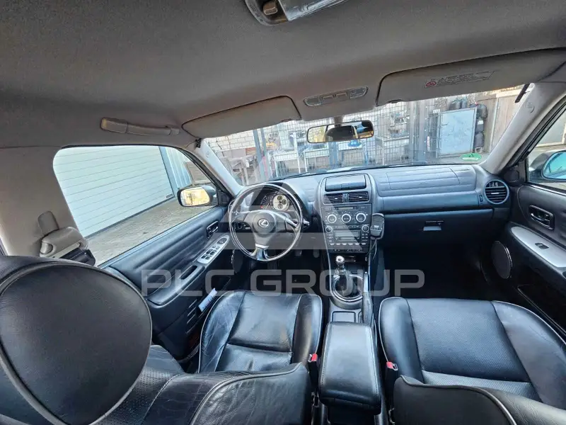 2004 Lexus IS200