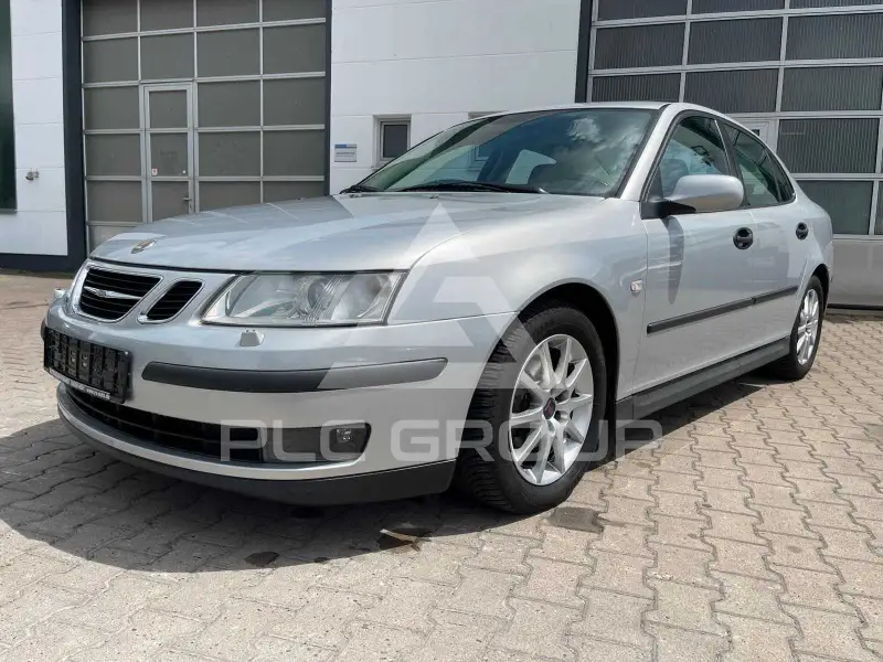 2004 SAAB 9-3