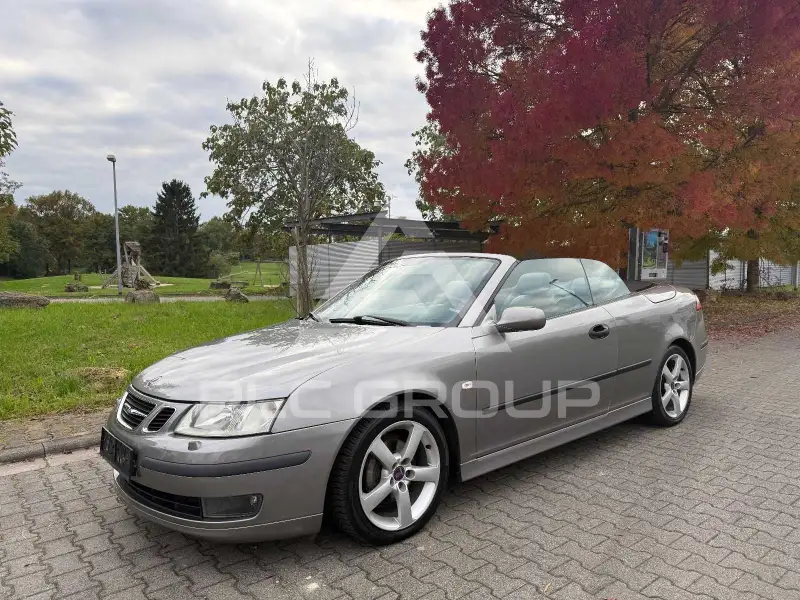 2004 SAAB 9-3