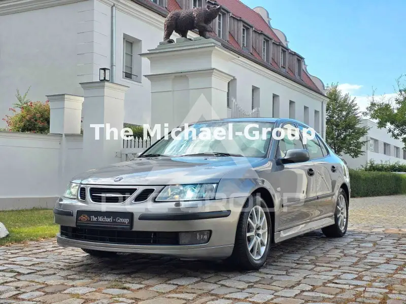 2004 SAAB 9-3