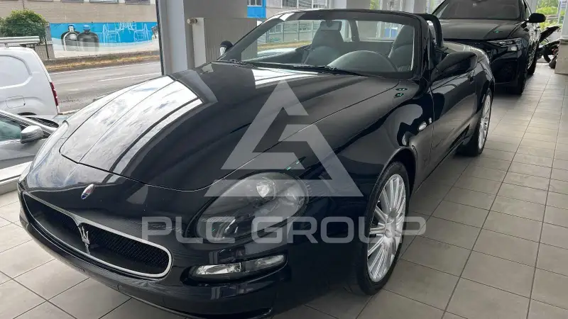 2004 Maserati Spyder Cam