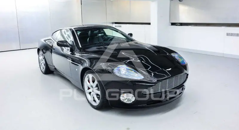 2004 Aston Martin Vanquish