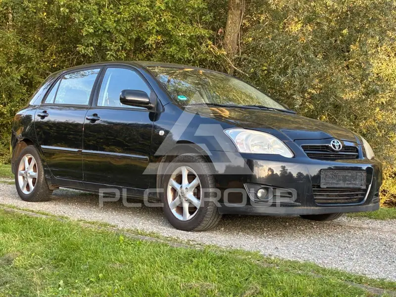 2004 Toyota COROLLA