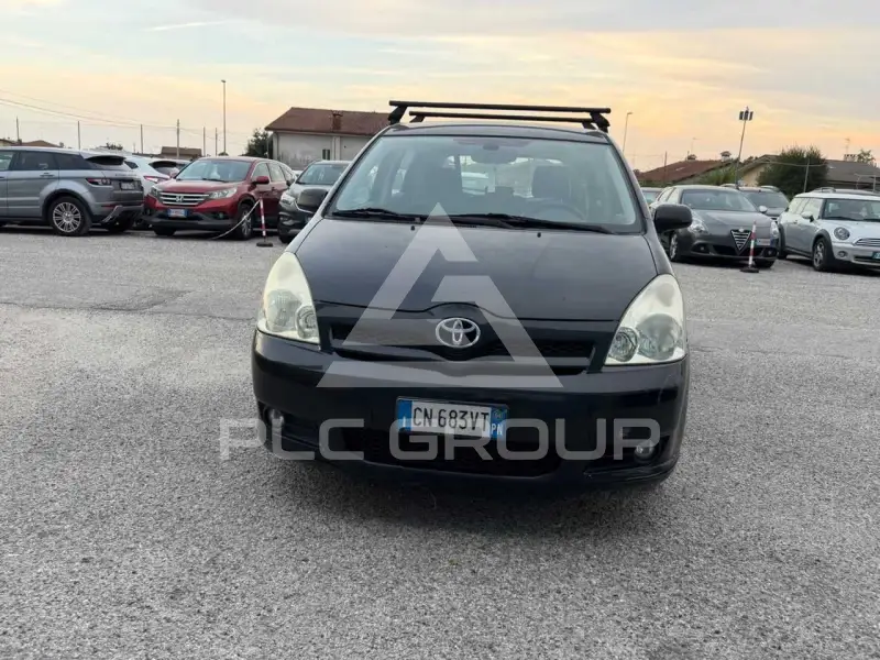 2004 Toyota COROLLA