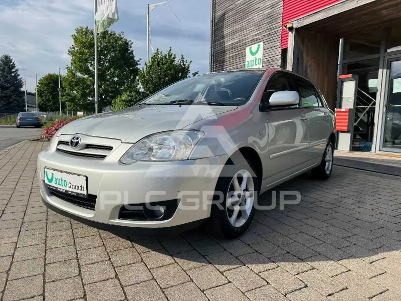 2004 Toyota COROLLA