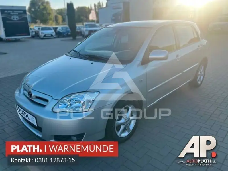 2004 Toyota COROLLA