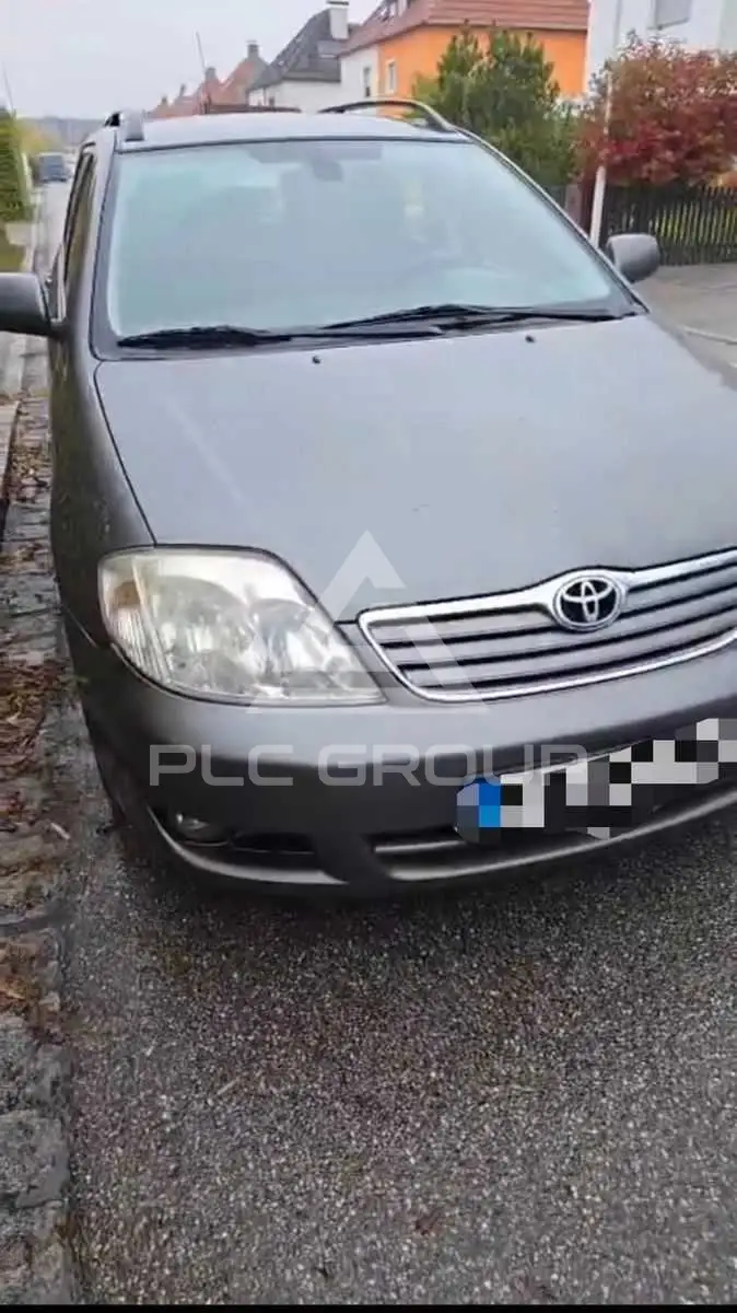 2004 Toyota COROLLA