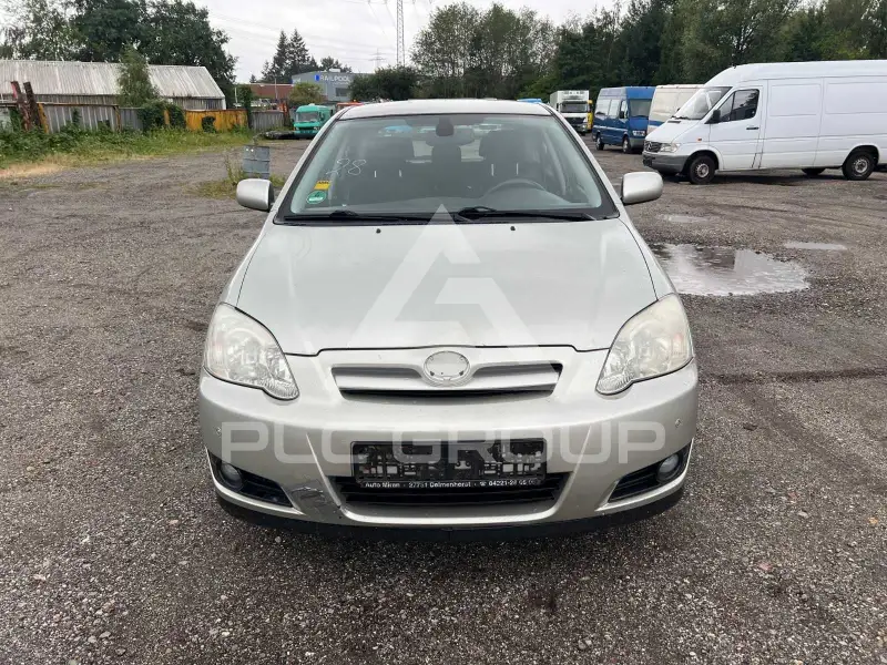2004 Toyota COROLLA