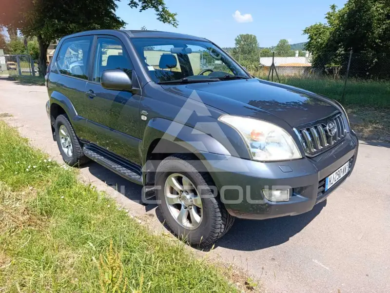 2004 Toyota LAND CRUISER