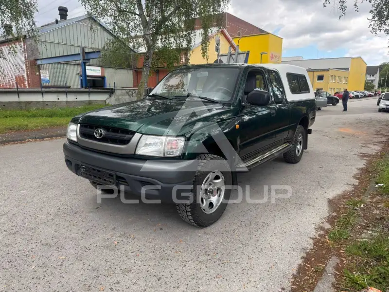 2004 Toyota Hilux