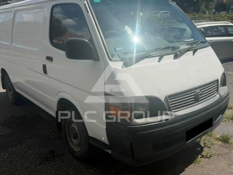 2004 Toyota Hiace