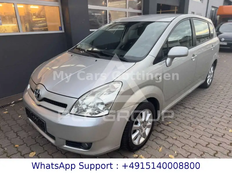 2004 Toyota COROLLA