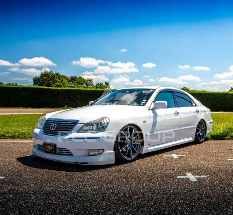 2004 Toyota Crown