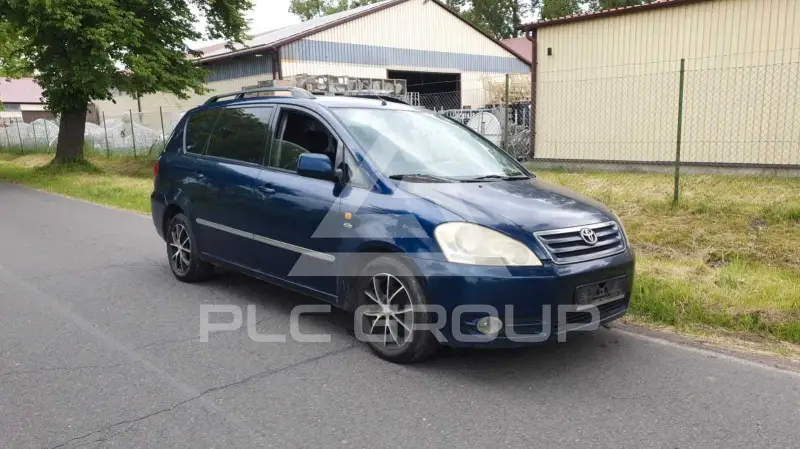 2004 Toyota Avensis