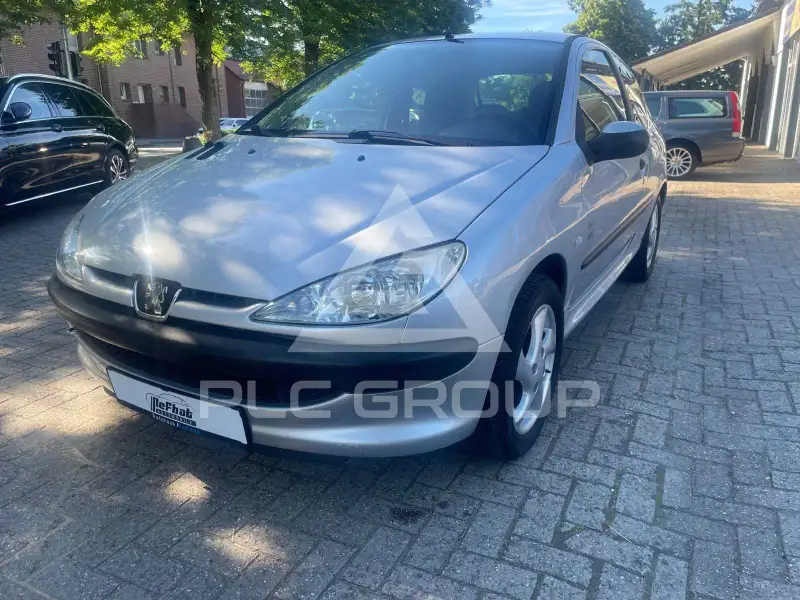 2004 Peugeot 206