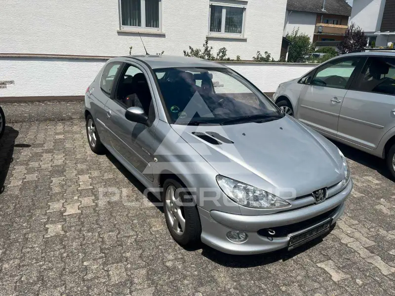 2004 Peugeot 206