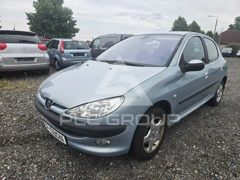 2004 Peugeot 206