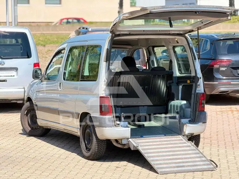 2004 Peugeot Partner