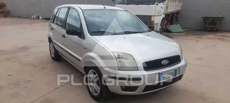 2004 Ford FUSION