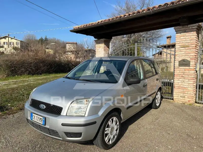 2004 Ford FUSION