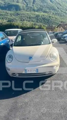 2004 Volkswagen BEETLE