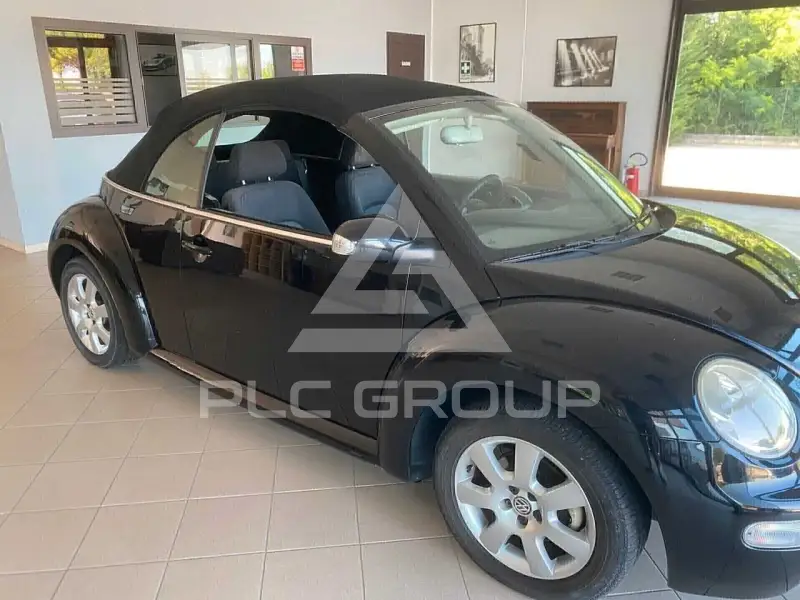 2004 Volkswagen BEETLE