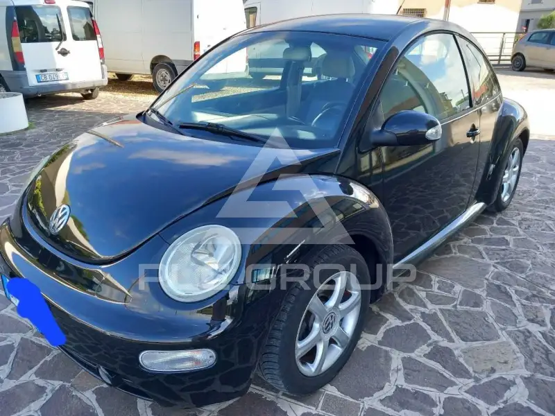 2004 Volkswagen BEETLE