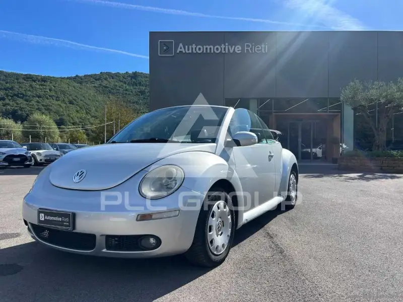 2004 Volkswagen BEETLE