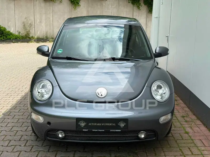 2004 Volkswagen BEETLE