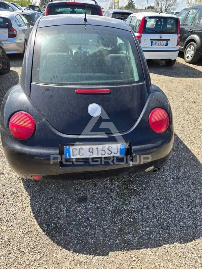 2004 Volkswagen BEETLE