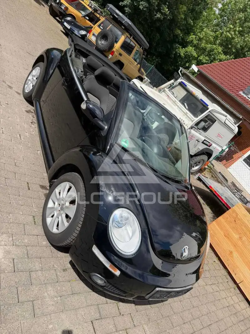 2004 Volkswagen BEETLE