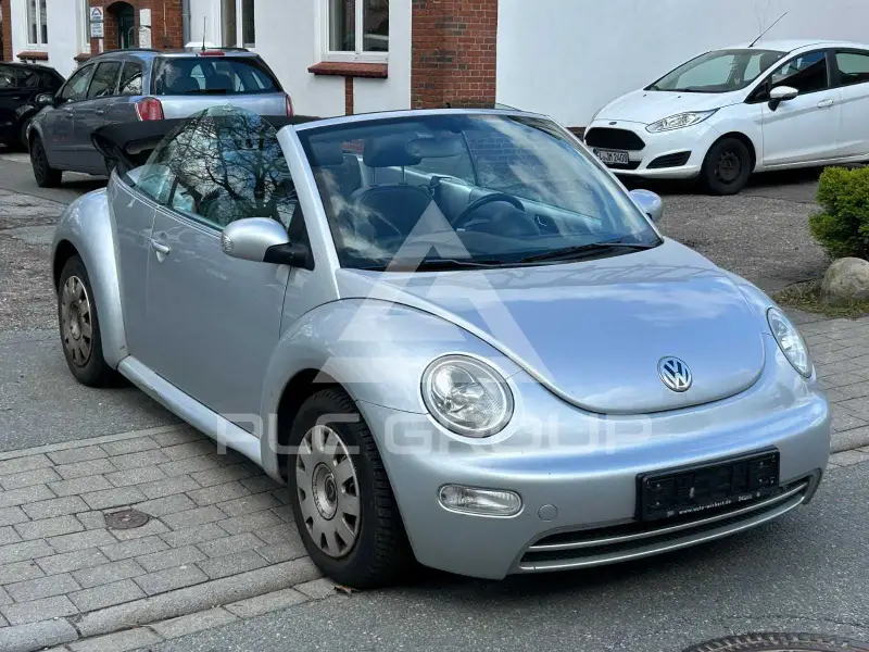 2004 Volkswagen BEETLE