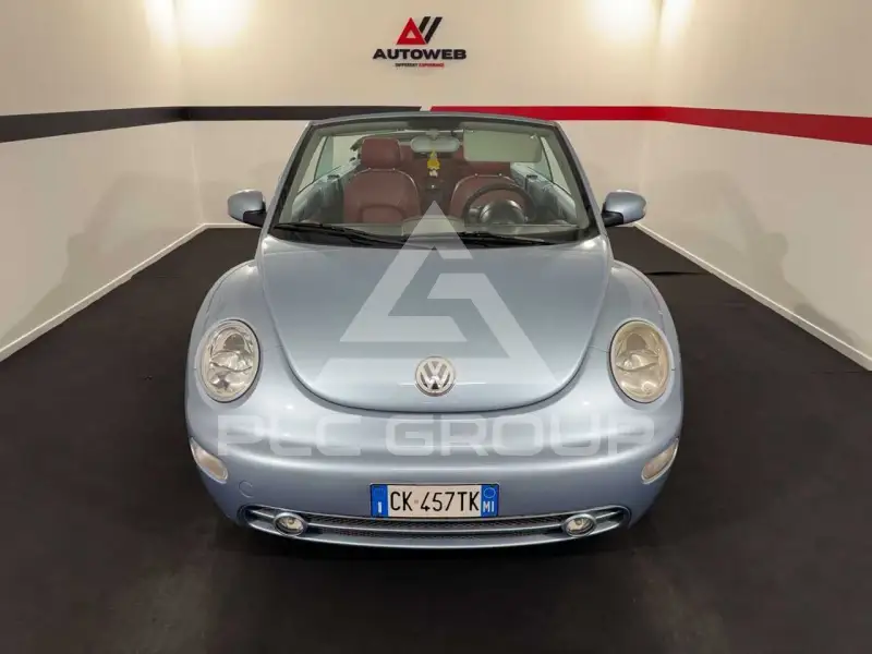 2004 Volkswagen BEETLE