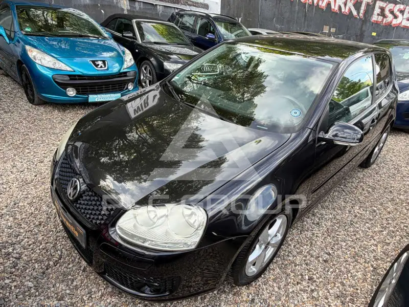 2004 Volkswagen GOLF