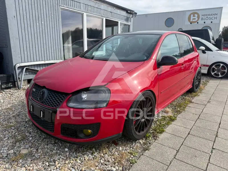 2004 Volkswagen GOLF