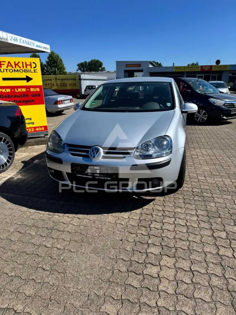 2004 Volkswagen GOLF