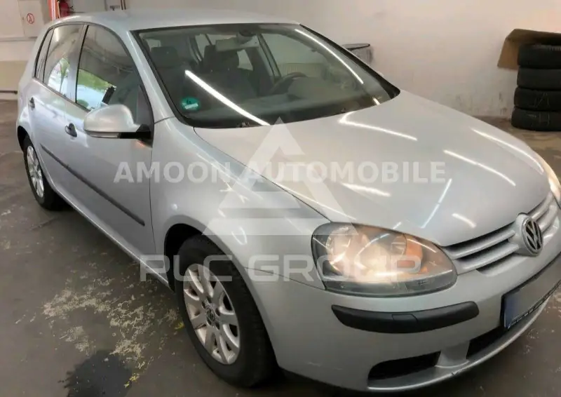 2004 Volkswagen GOLF