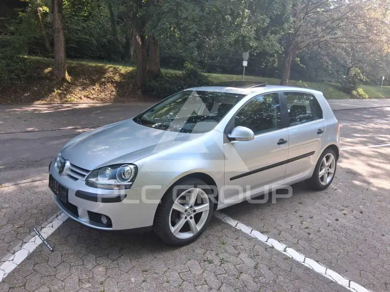 2004 Volkswagen GOLF