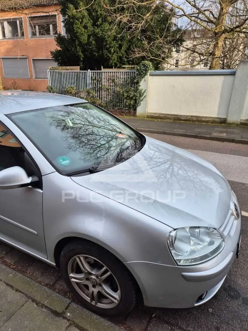 2004 Volkswagen GOLF